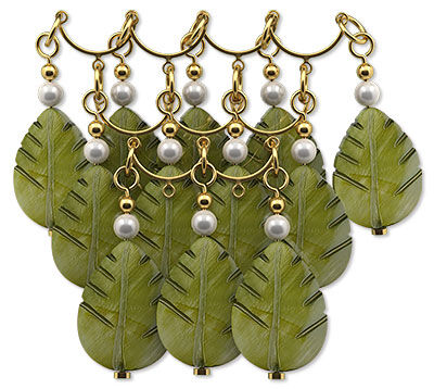 Twelve leaf components linked together